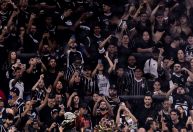 Torcida do Corinthians manda recado de olho em clássico contra o Palmeiras