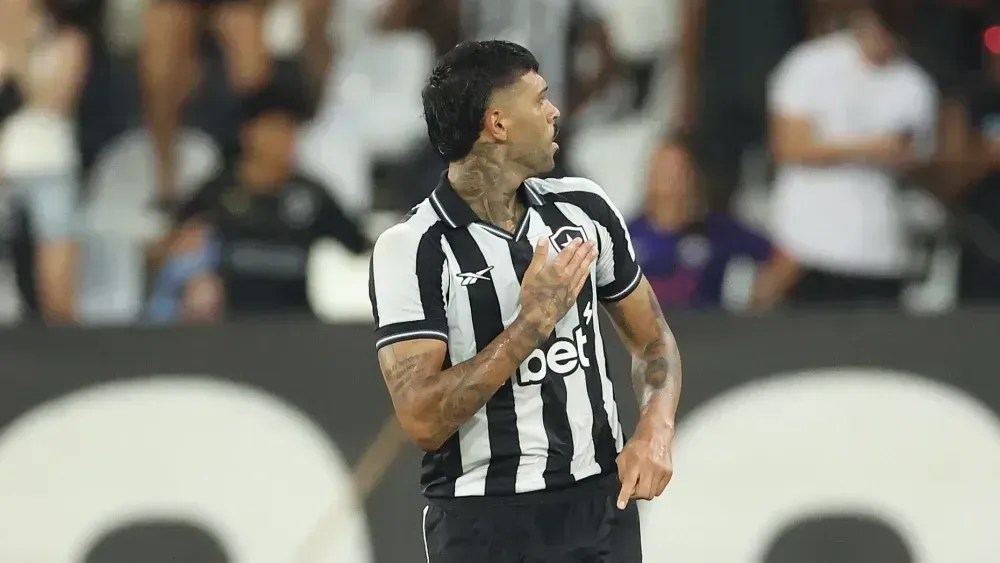 Alexander Barboza, do Botafogo, em partida do Carioca.
