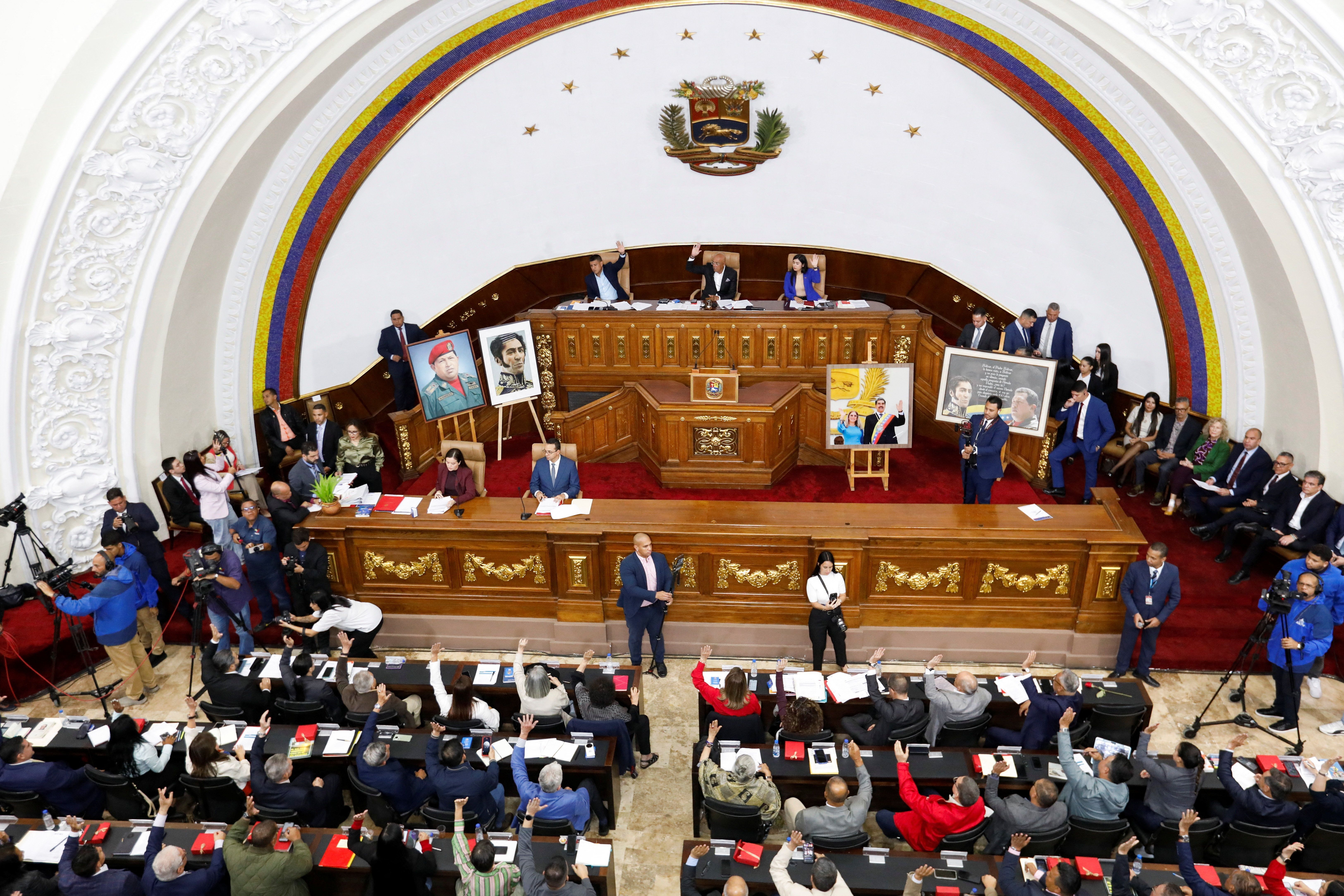 Assembleia Nacional da Venezuela discute lei de anistia