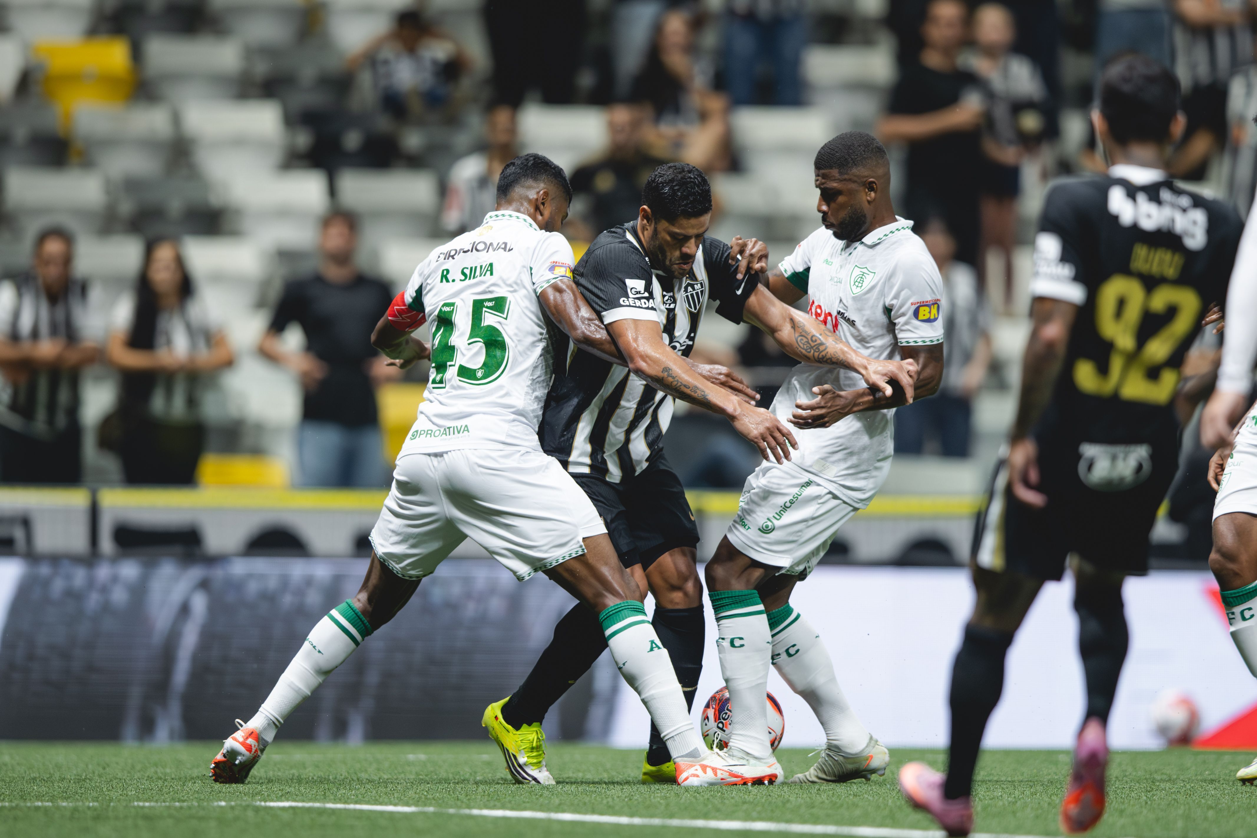 Lance de Atletico-MG x America-MG pela semifinal do Mineiro