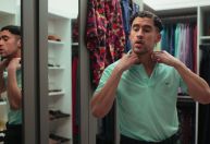 Wagner Moura já dirigiu Bad Bunny em série; relembre