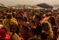 Duas pessoas são baleadas durante briga generalizada em bloco de Salvador