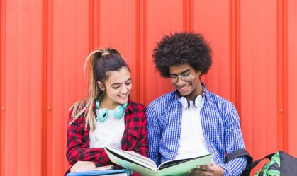 Instituto abre bolsas com auxílio mensal e apoio psicológico