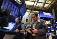 Bolsas dos EUA fecham mistas em meio a preocupações com IA