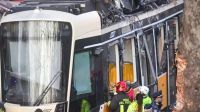 Bonde descarrila em Milão e deixa ao menos um morto e 20 feridos