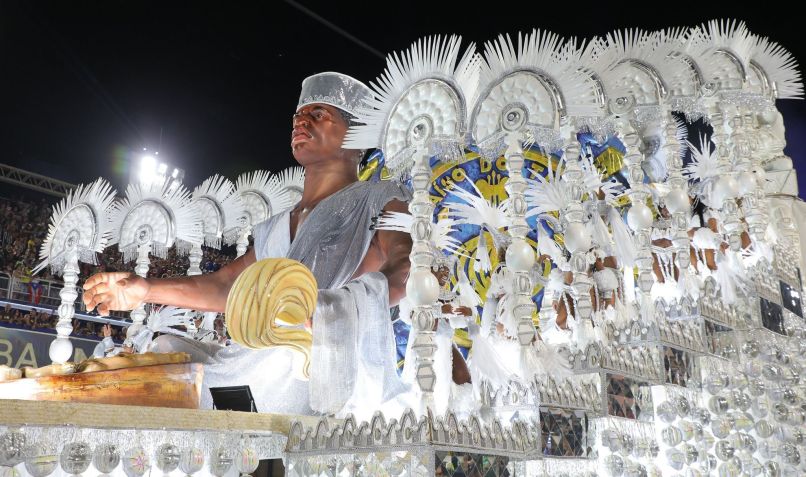 Paraíso do Tuiuti abre terceira noite de desfiles do grupo Especial do Rio de Janeiro • Riotur