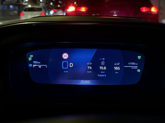 Consumo médio de gasolina na estrada • Rodrigo Barros/CNN