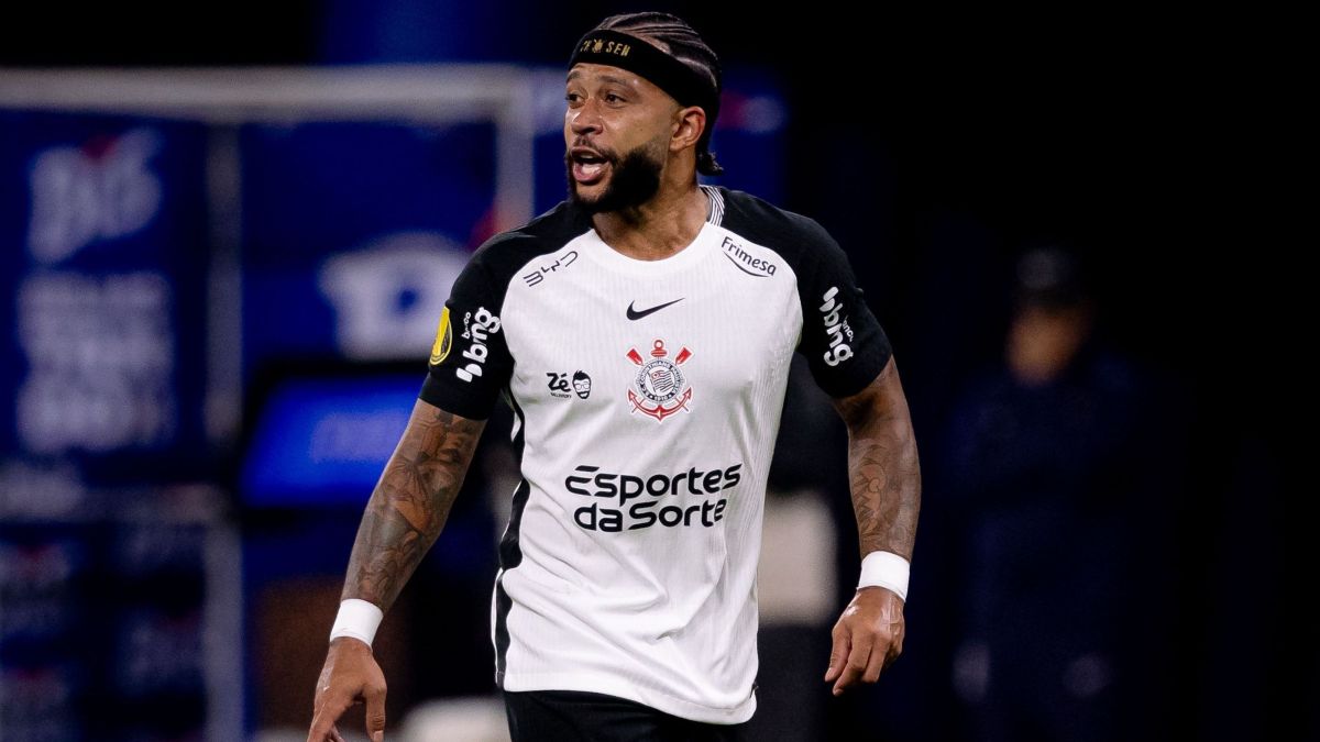 Corinthians estipula data de retorno para Memphis em meio a negociação