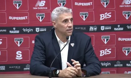 Crespo em coletiva após empate com o Santos.