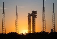 Nasa e SpaceX lançam foguete com astronautas para ISS; assista ao vivo