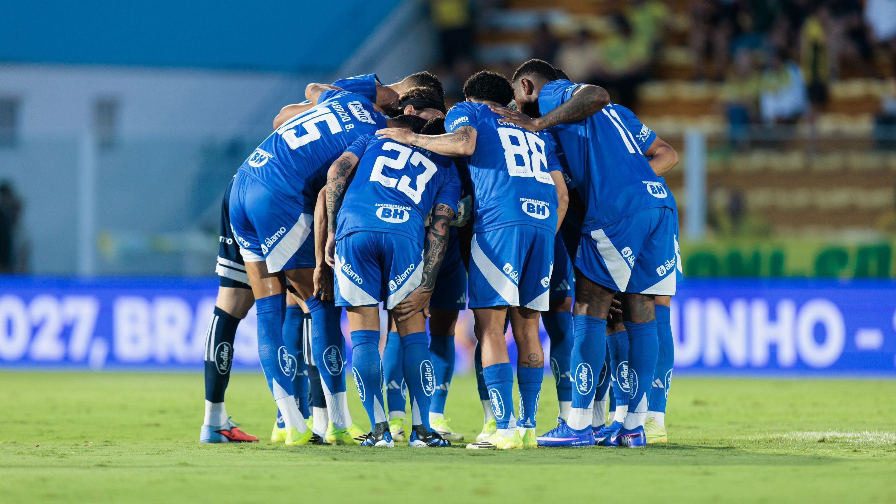 Time do Cruzeiro antes da partida contra o Mirassol
