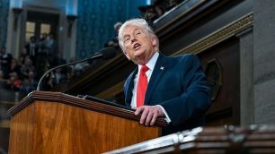 Irã nega acusações de Trump sobre mísseis que atingiriam EUA: "Fake news"