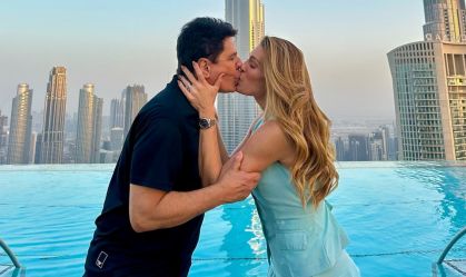 Elaine Mickely comemora 27 anos de casamento com Cesar Filho
