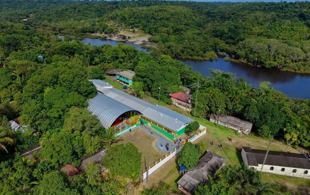 Manaus Revoluciona Acesso à Educação na Amazônia com Calendário Escolar Adaptado ao Ciclo dos Rios
