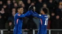 Com gol de Estêvão, Chelsea goleia Hull City e avança na Copa da Inglaterra