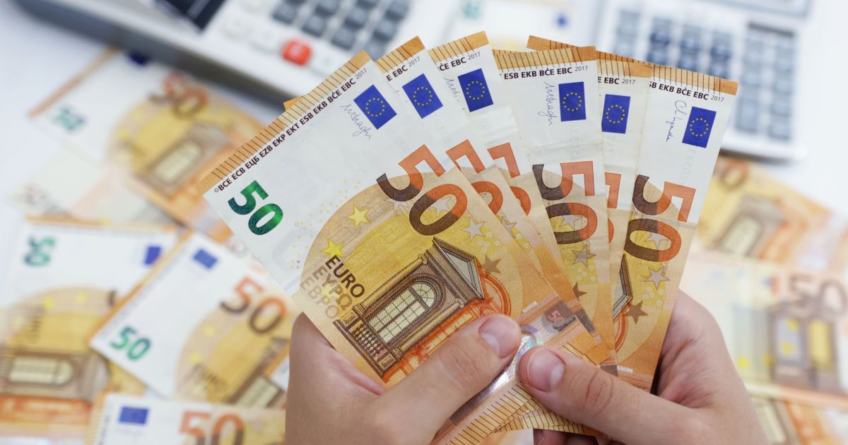 Tesouro anuncia conversas com investidores para emissão em euros