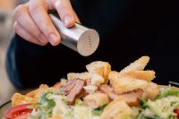 Além da hipertensão, excesso de sal também favorece a aterosclerose