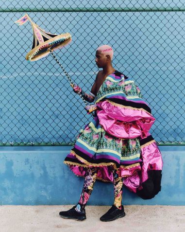 Nova coleção da FARM Rio é inspirada no movimento Bate-Bolas • Marcus Sabah