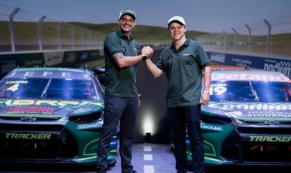 Felipe Massa e Júlio Campos voltam a formar dupla em equipe da Stock Car.