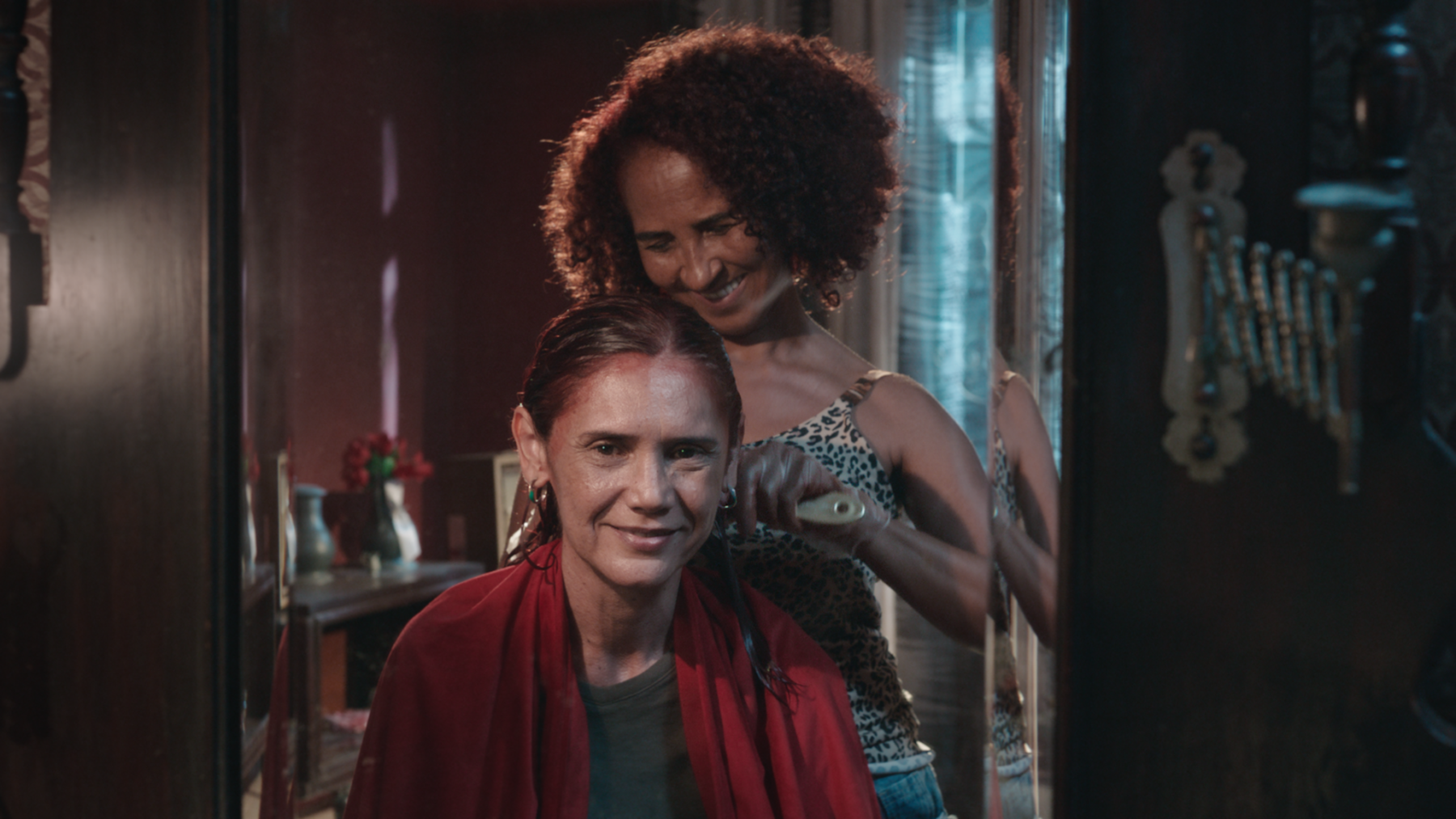 Cena de "Fiz um Foguete Imaginando que Você Vinha" • Divulgação/ Moçambique Filmes