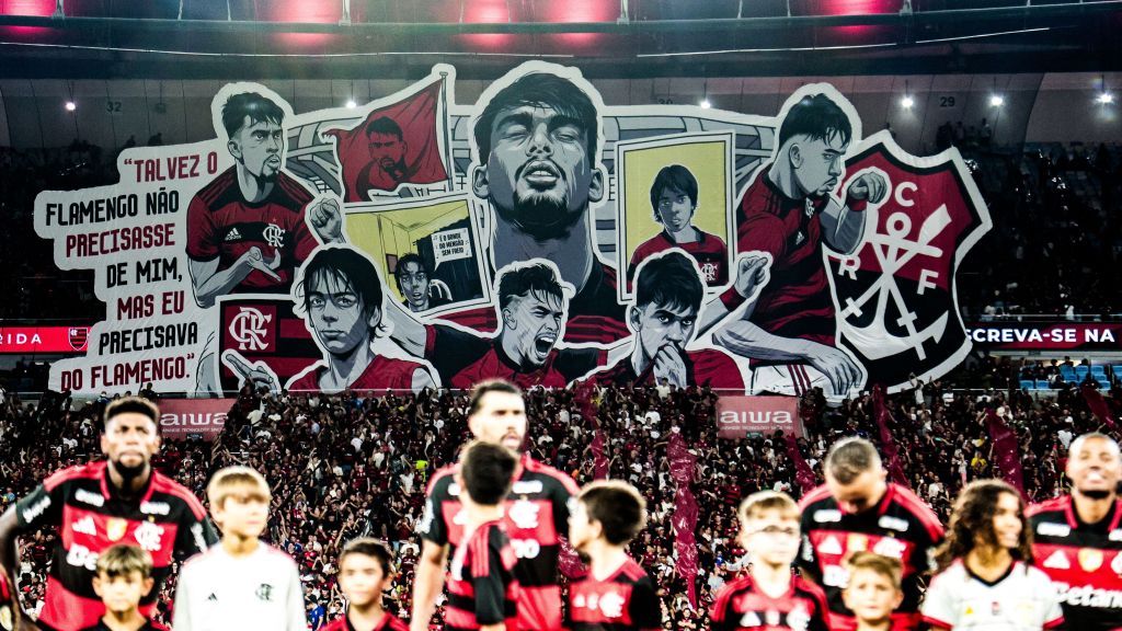Mosaico para Lucas Paquetá no Maracanã antes de Flamengo x Inter