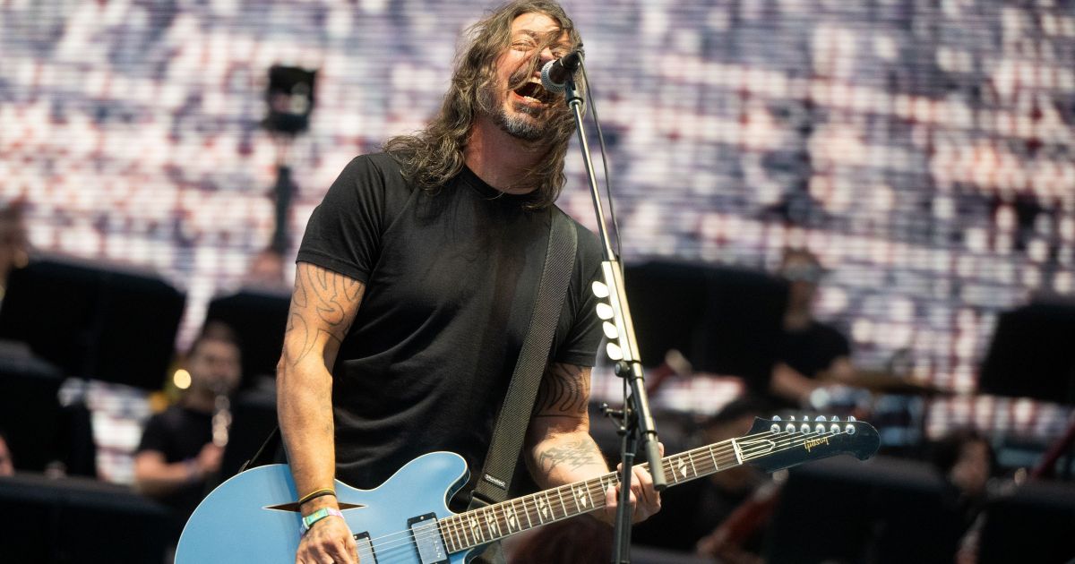 Dave Grohl nomeia música mais “cringe” do Foo Fighters
