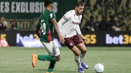 Freytes, do Fluminense, em ação contra o Palmeiras, pelo Brasileirão