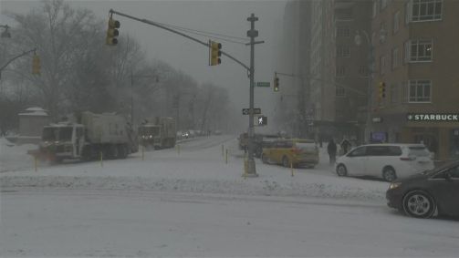 Neve atinge moradores de Nova York