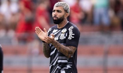 Gabigol durante aquecimento antes de Noroeste x Santos