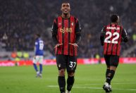 Rayan volta a brilhar, marca mais um gol e comanda virada do Bournemouth