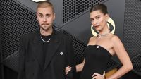 Hailey e Justin Bieber usam broche "ICE out" no Grammy 2026; entenda
