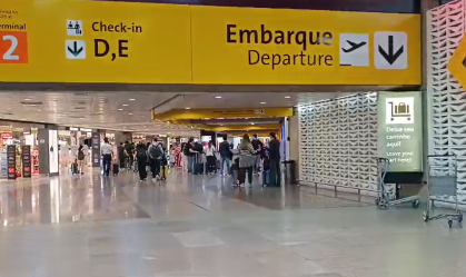 Imagem de destaque do post: Aeroporto de Guarulhos tem 45 voos afetados após ocorrência com drones