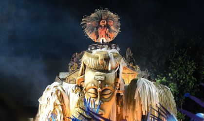 Império Serrano foi a quarta escola a cruzar a Sapucaí na segunda noite de desfiles da Série Ouro