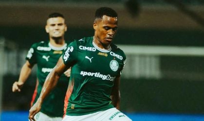 Jhon Arias em sua estreia pelo Palmeiras.