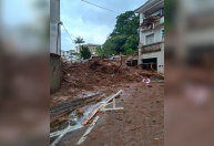 MG: Morador relata estar sem perspectivas após perder casa em deslizamento