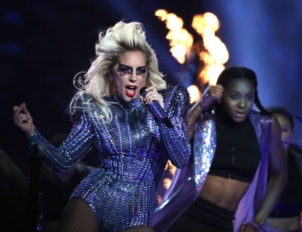 Lady Gaga se apresentou no Show do Intervalo de 2017 • Jim Davis/The Boston Globe via Getty Images