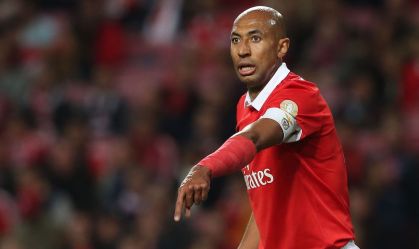 Ídolo do Benfica, Luisão é vítima de racismo ao defender Vini Jr