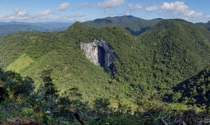 Laser da USP confirma em SP o que pode ser a maior boca de caverna do mundo
