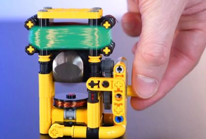 Youtuber explica como construiu um motor de verdade usando peças de Lego
