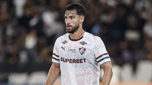 Martinelli em ação pelo Fluminense contra o Vasco