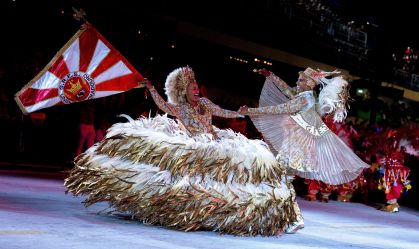 Julinho Nascimento e Rute Alves, 1º casal de mestre-sala e porta-bandeira da Viradouro