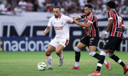 Náutico vence Santa Cruz e garante vantagem na semifinal do Pernambucano