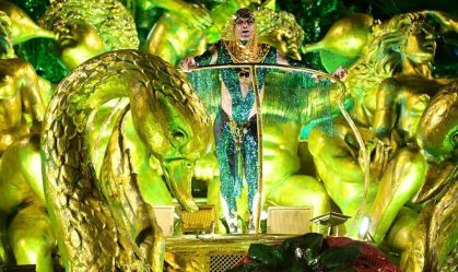 ney-desfile-sapucai