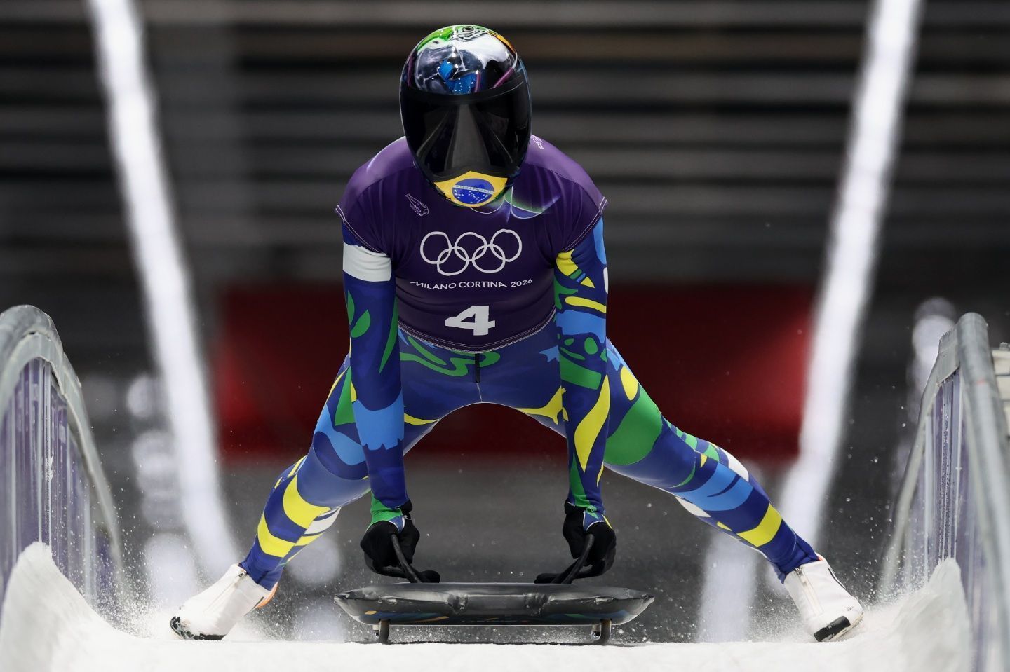 Nicole Silveira na primeira descida de skeleton nos Jogos Olímpicos de Inverno