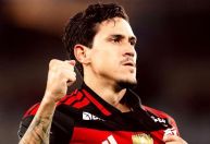 Flamengo goleia Sampaio Corrêa e avança às quartas de final do Carioca