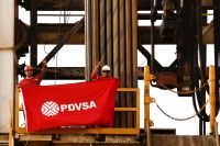 Explosão em complexo petrolífero na Venezuela deixa oito feridos