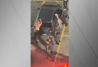 Vídeo: PM é preso após agredir companheira e atacar agentes em Vitória