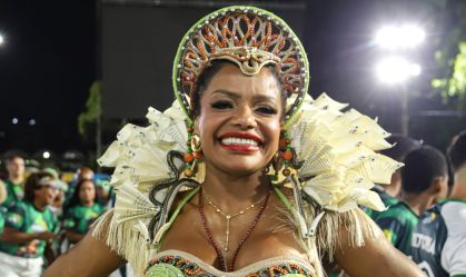 Conceição Evaristo pede e Quitéria Chagas muda fantasia a dias do desfile