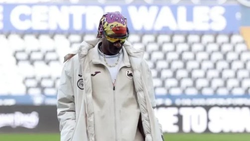 Snoop Dogg no Estádio Swansea.com.