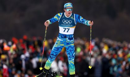 Sofiia Shkatula, da Ucrânia, compete no sexto dia da Olimpíada Milão-Cortina